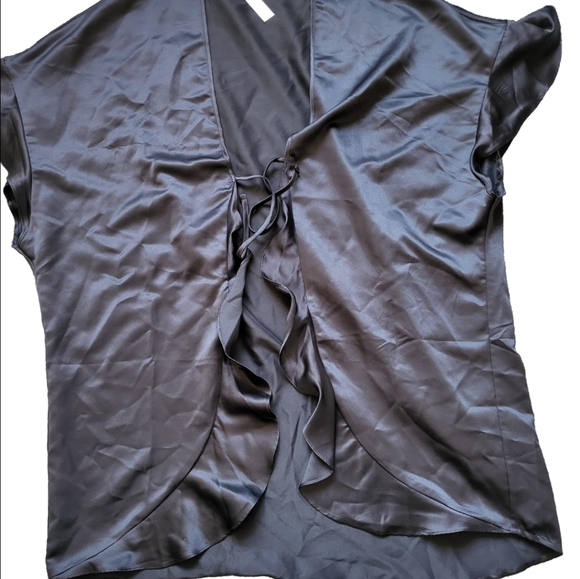 Black Satin Kimono one size Victoria's Secret - Picture 4 of 9